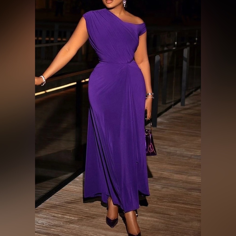 Chic One-Shoulder Purple Maxi Dress